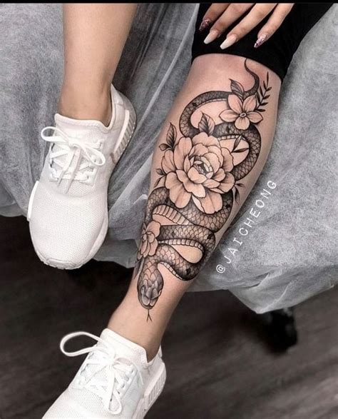 tatuajes en pierna mujer sexis|40 sensuales tatuajes en las piernas para mujeres